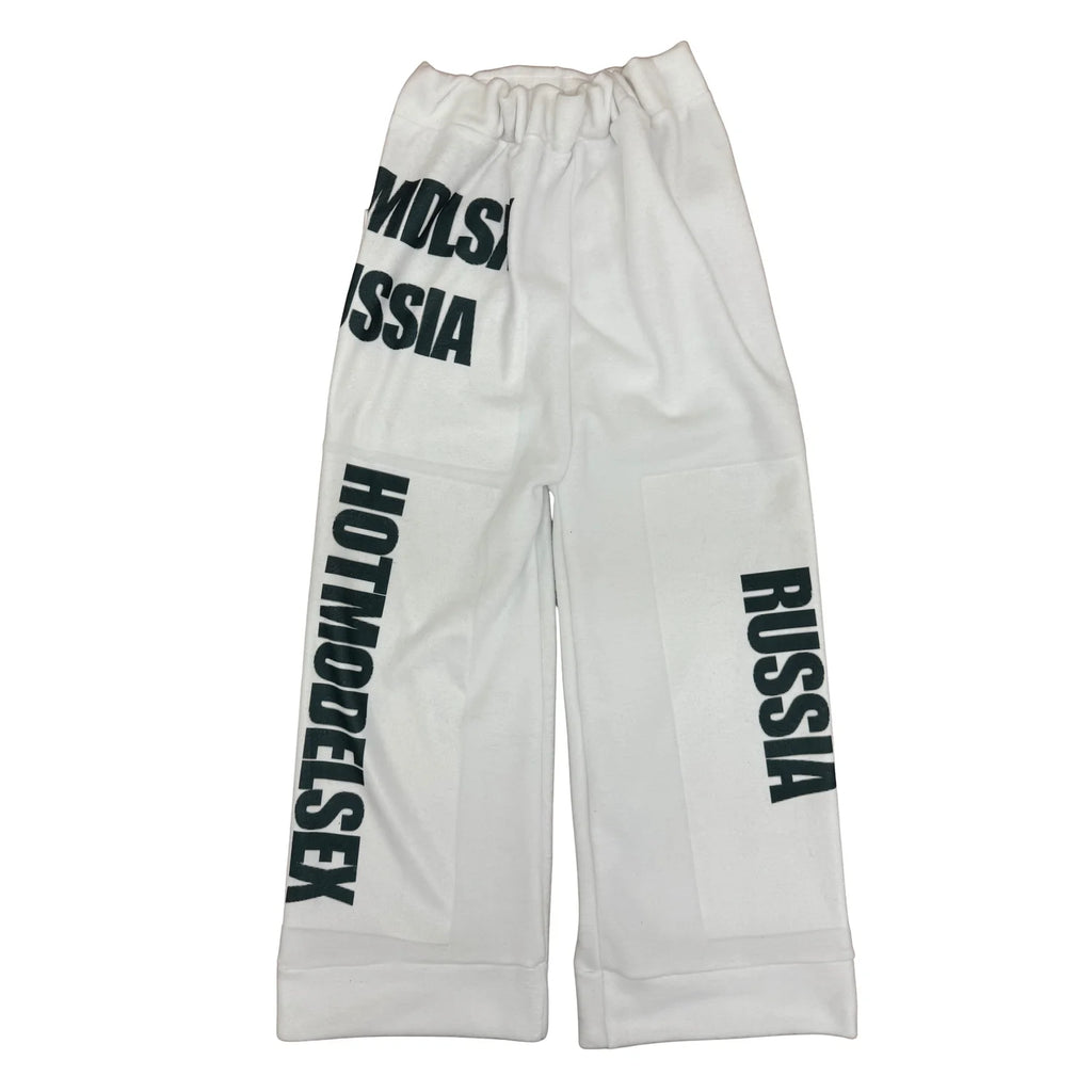 RUSSIA SWEATS